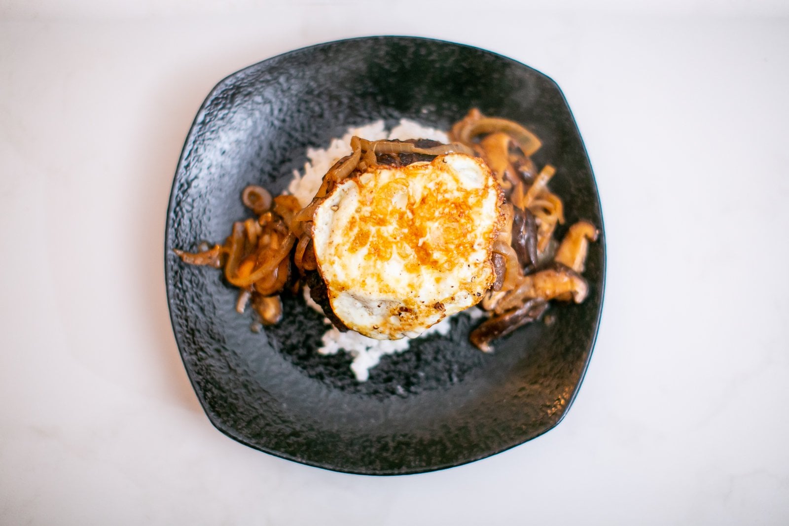 Hamburger Steak with Onion Gravy: Diner Classic You Can Pull Off in One Pan