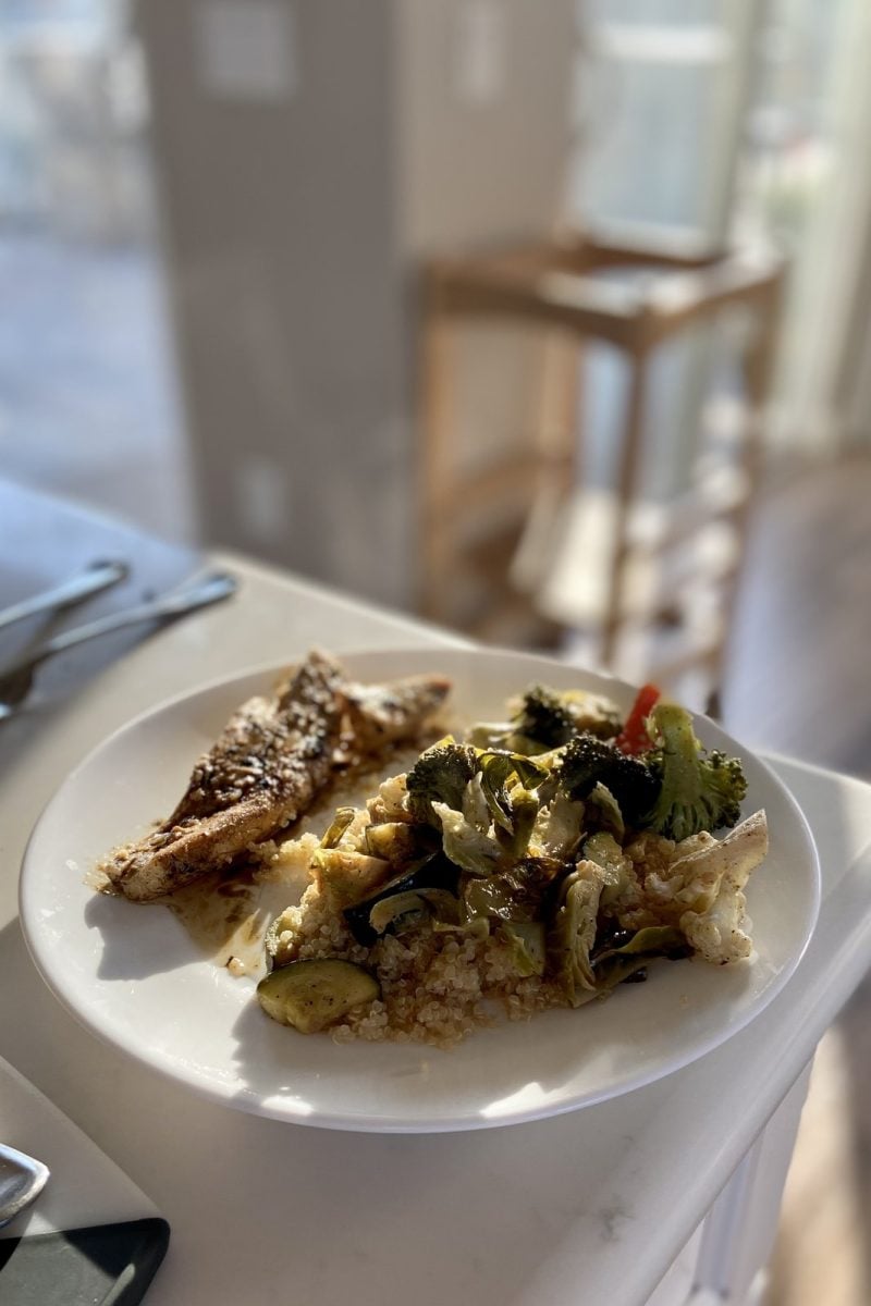 Grilled chicken with quinoa and roasted vegetables