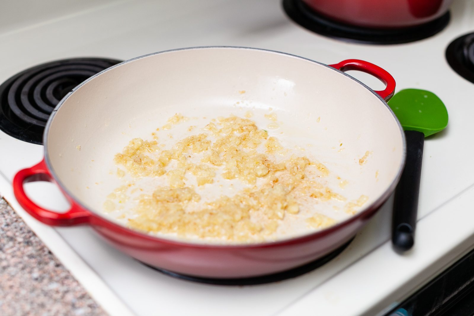 Restaurant-Style Creamy Garlic Parmesan Sauce That Makes Everything Taste Like a Win