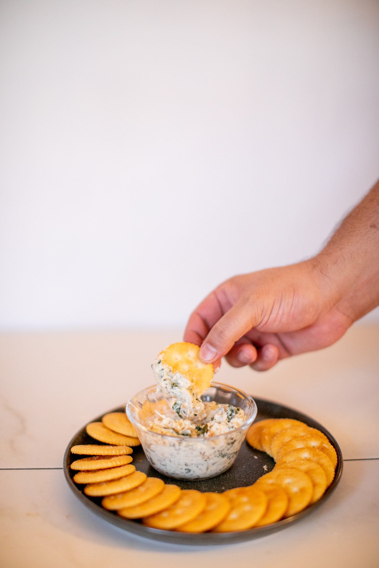 Applebee’s-Style Spinach and Artichoke Dip at Home (Creamy, Cheesy, and Dangerously Scoopable)