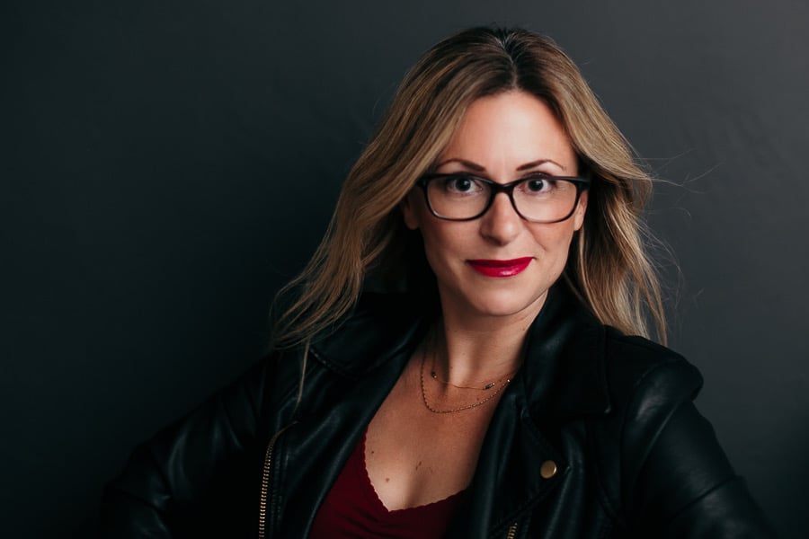 Jackie VanHatten, professional photographer for HomeViable